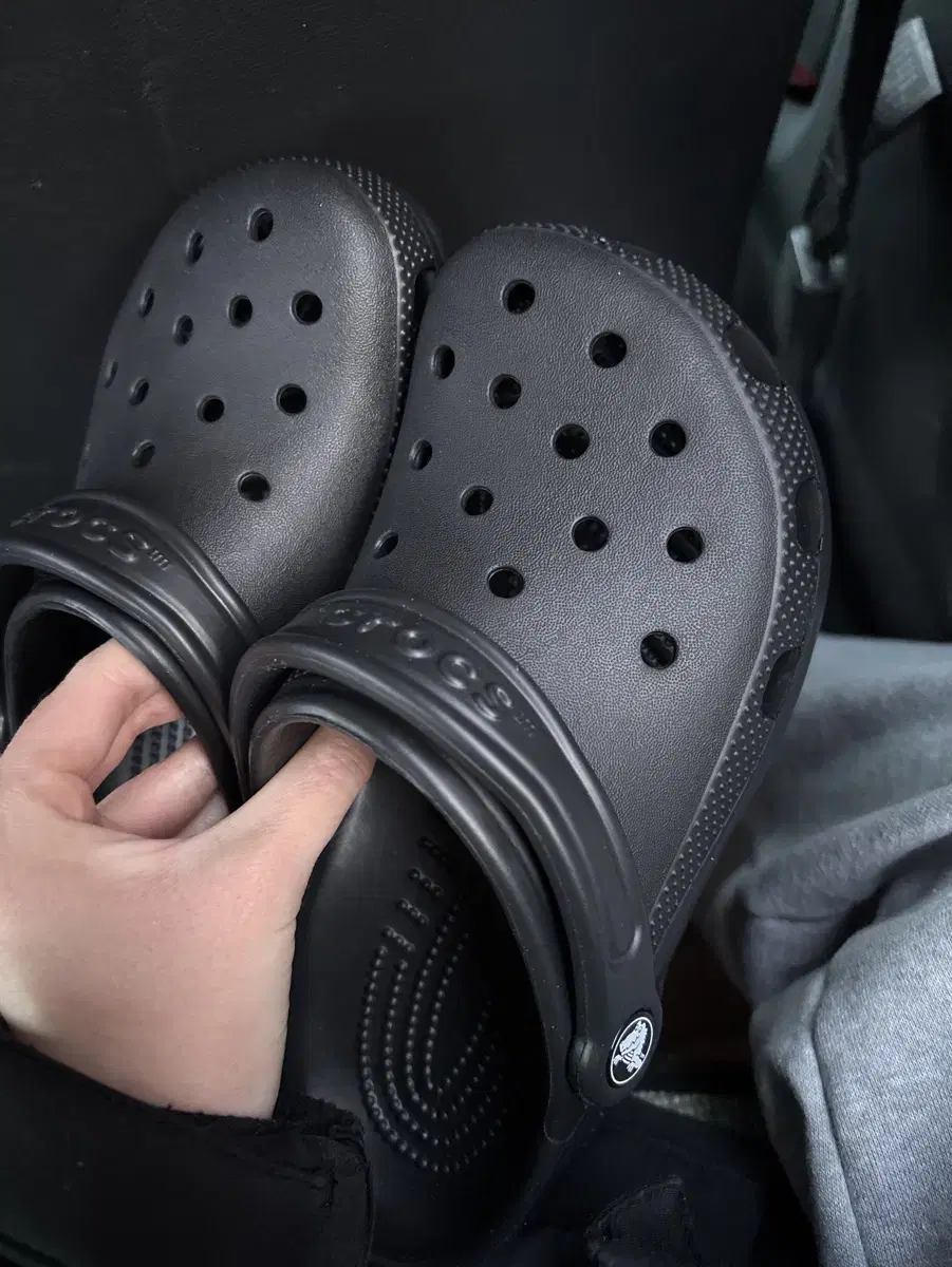 crocs 크록스 클래식 클로그 k206991-001